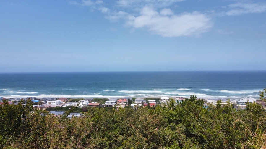  Bedroom Property for Sale in Outeniqua Strand Western Cape